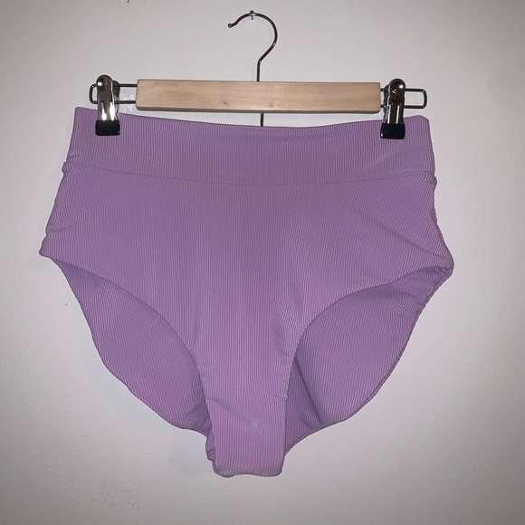 TRADED SKATIE Monroe bottoms- Medium - Picture 2 of 3